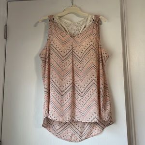 Women’s XL Flowy Pink Patterned Top and Lacy Bra by Maurice’s